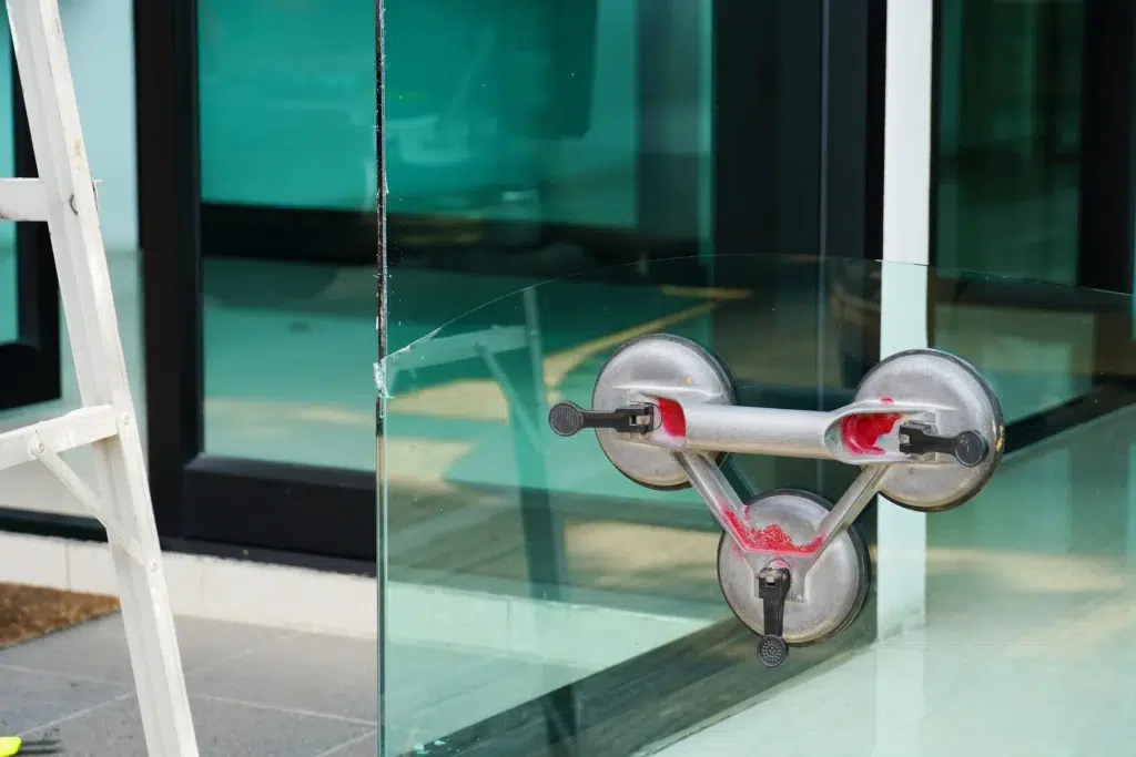 The Guide to Commercial Glass Maintenance, Replacement and repair