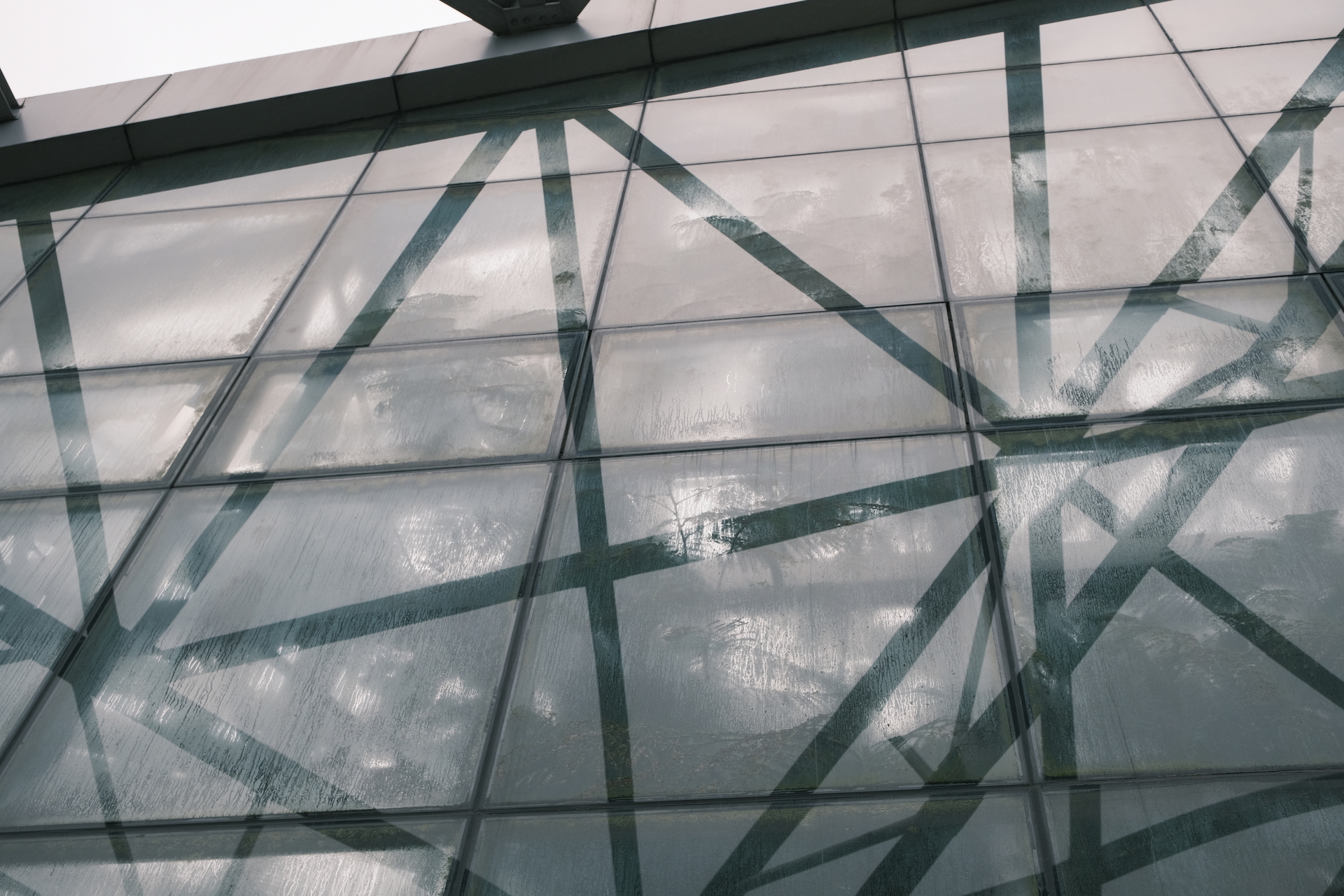 4 Ways That Commercial Glass Installation Is Good For Business