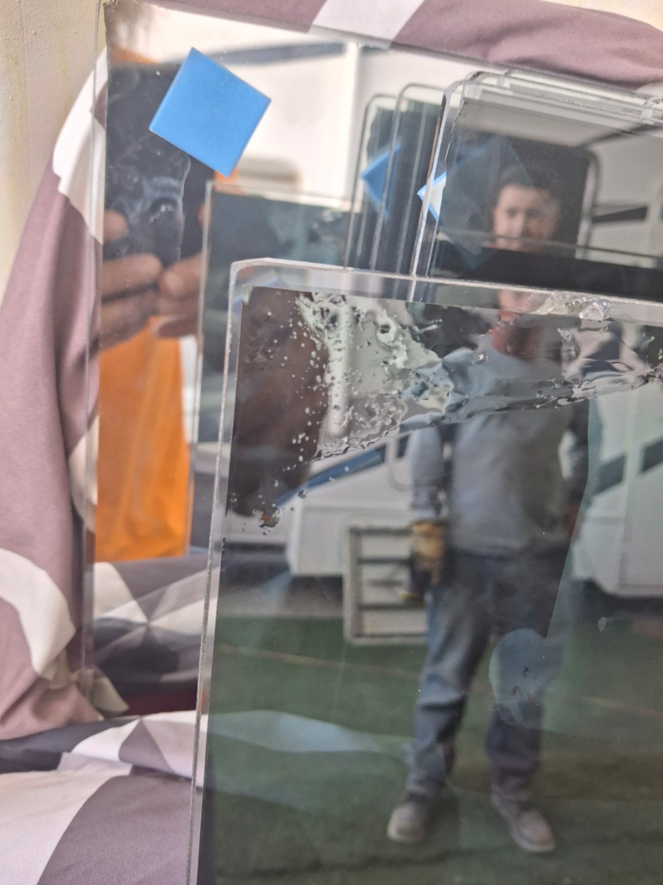 Setting a new pane into a residential window